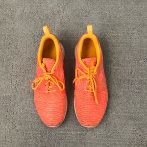 Nike Rosche Flyknit - orange